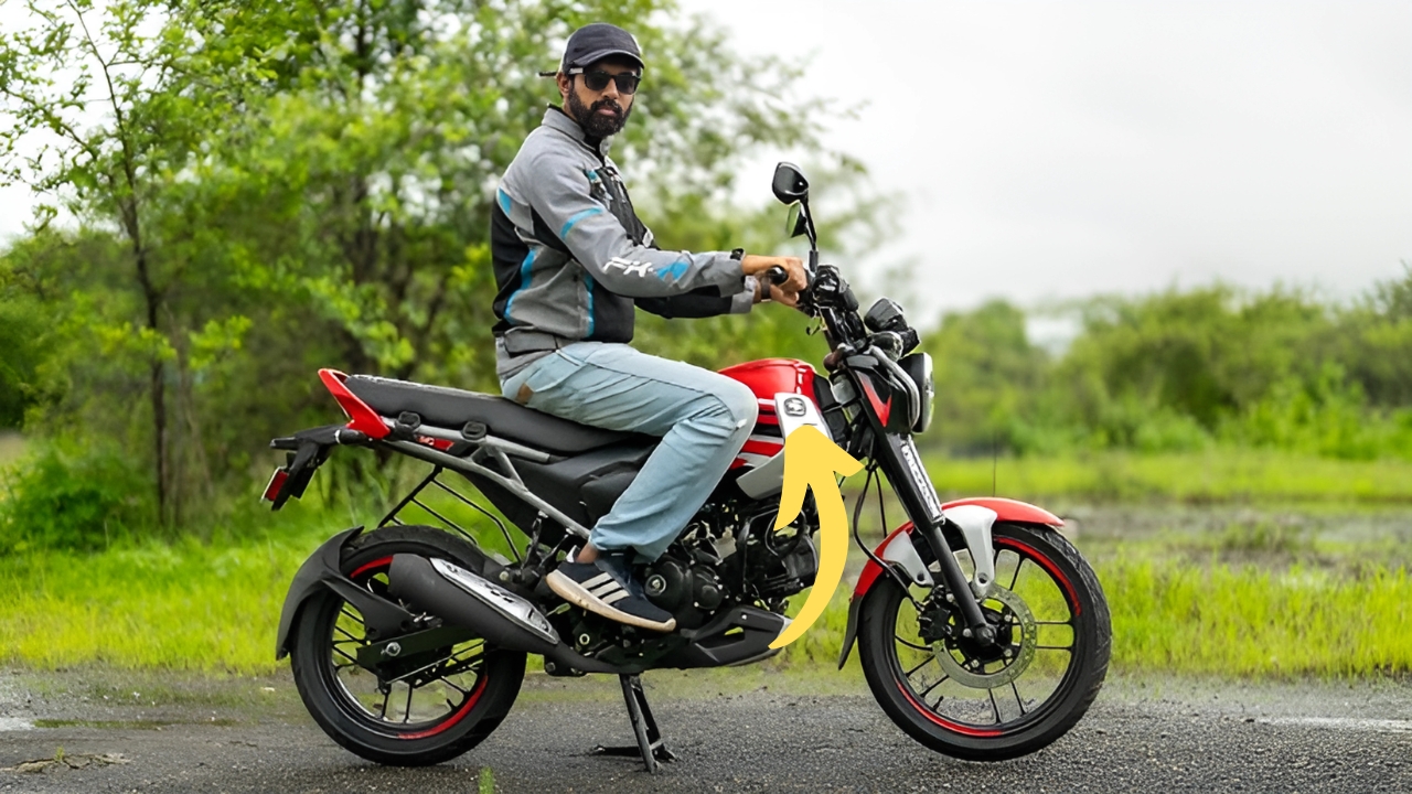 Bajaj Freedom 125 is the 1st CNG bike in India - mileage is 600 KM