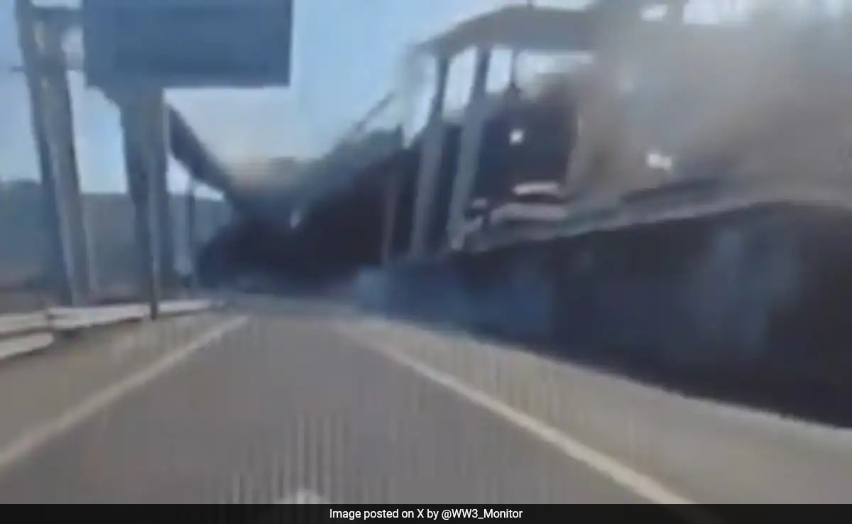 Dramatic Video Shows Bridge Collapse In South Korea, 2 Killed