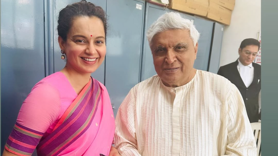 Kangana Ranaut, Javed Akhtar resolve their legal war after 5 years, pose for happy pic | Bollywood