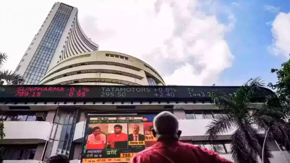 Why Did Market Fall Today? Sensex Crashes By 856.65 Points, Nifty Down Below 22,600