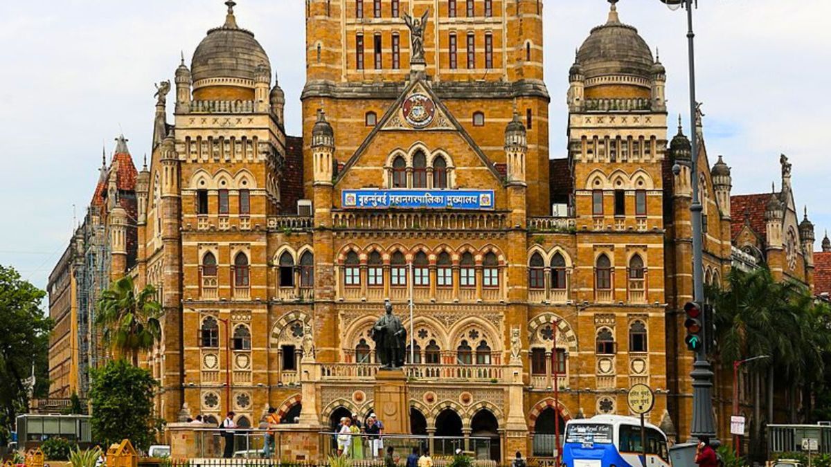 Mumbai BMC Budget 2025: A Whopping ₹74,427 Crore! Will it Transform Mumbai?