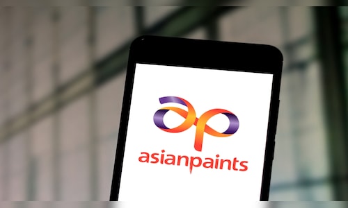 'Avoid Asian Paints shares', an analyst advises, despite slightly better demand