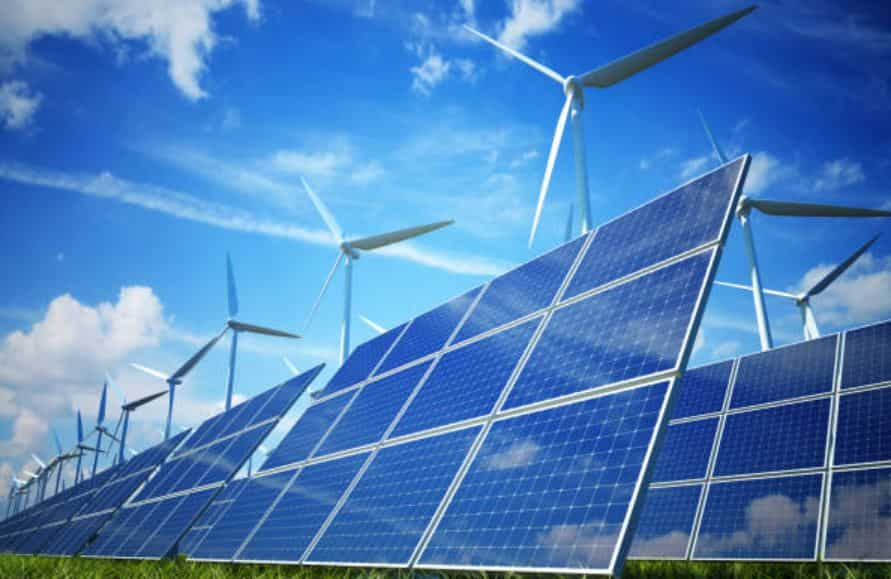 Renewable Energy Stock trades 35% below IPO price; Analysts recommend 'Buy' for 70% gains